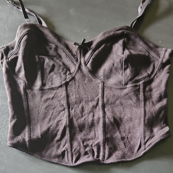 H&M Divided Black Top - Picture 1 of 3